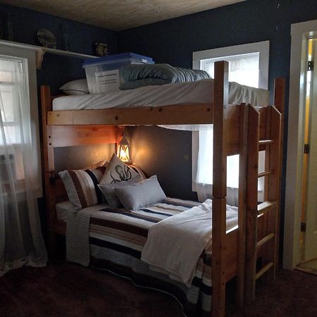 The Goulding Cottage And Farm - 4 Beds, 3 Baths Henrieville Екстериор снимка