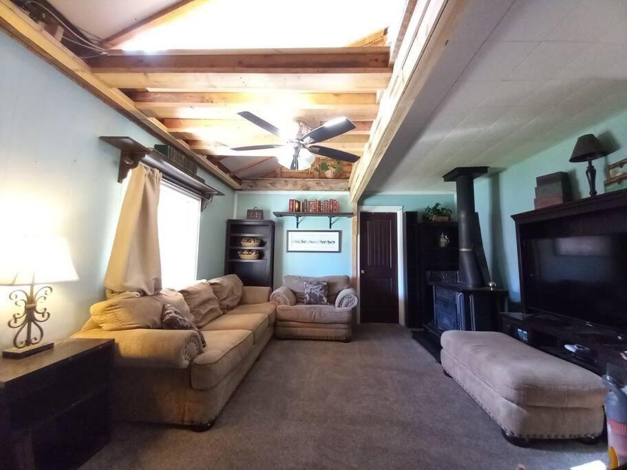 The Goulding Cottage And Farm - 4 Beds, 3 Baths Henrieville Екстериор снимка